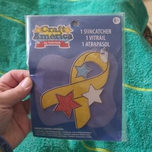 Craft America Kids Suncatcher Kit - Yellow and Red
